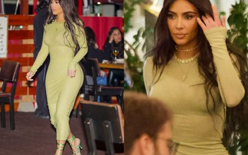 Kim Kardashian 'lên đồ' lộng lẫy ăn tối với bạn sau ly hôn