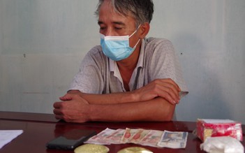 Kon Tum: Bắt quả tang người đàn ông vận chuyển trái phép 1,7 kg vàng