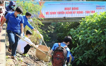 Tháng Thanh niên: Áo xanh 'phủ sóng' khắp mọi nơi