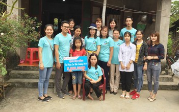 Người mang Hạc Giấy đi khắp muôn nơi