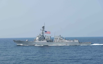 Mỹ điều tàu chiến tuần tra đá Chữ Thập, lần thứ 3 thách thức Trung Quốc