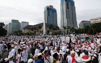 Con gái tổng thống đầu tiên của Indonesia bị bắt vì cáo buộc tạo phản