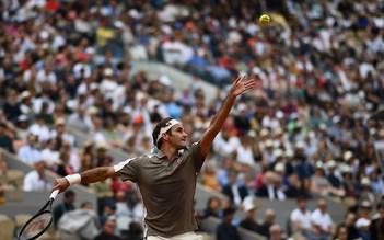 Federer có chiến thắng đầu tiên tại Pháp mở rộng sau 4 năm