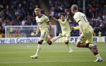 Kết quả Ngoại hạng Anh, Burnley 0-1 Arsenal: Tân binh Odegaard tỏa sáng