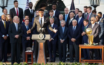 Nhà vô địch NBA Milwaukee Bucks được Tổng thống Biden mời đến thăm Nhà Trắng
