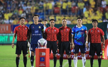 Không có trọng tài ngoại 'chốt' suất trụ hạng ở vòng cuối V-League 2022