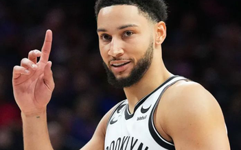 Ben Simmons có hành động thách thức CĐV đội bóng cũ