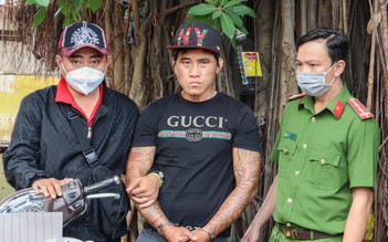 Vĩnh Long: Bắt khẩn cấp nghi phạm mua bán ma túy tại chợ Kinh Cụt