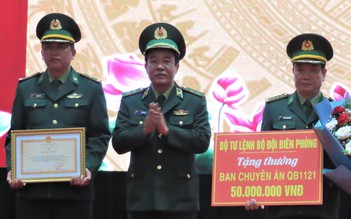 Bộ Tư lệnh Bộ đội biên phòng thưởng lực lượng phá án ma túy lớn ở Quảng Bình