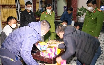 Quảng Bình: Bắt quả tang thanh niên tàng trữ trái phép hơn 30 kg pháo hoa