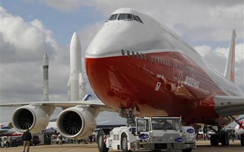 Hãng hàng không Qantas trưng bày chiếc Boeing 747-400 cũ nhất