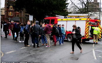 Trường đại học Anh sơ tán sinh viên vì phát hiện chất nổ