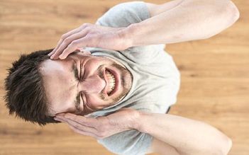 Tại sao bị đau đầu khi tập gym, khắc phục thế nào?