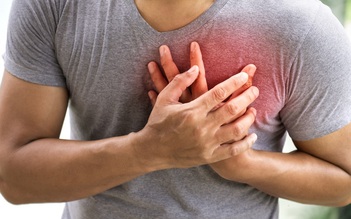 4 kiểu đau ngực dễ tưởng lầm là đau tim nhưng không phải
