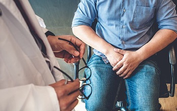Bệnh nhân chém bác sĩ vì không chữa được... rối loạn cương dương