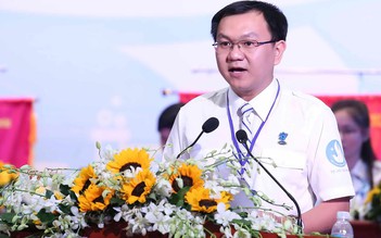 Anh Lâm Đình Thắng làm Chủ tịch Hội Sinh viên TP.HCM nhiệm kỳ 2015-2020