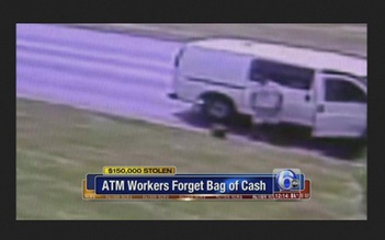 Nhân viên chuyển tiền ATM đãng trí, mất 150.000 USD tiền mặt