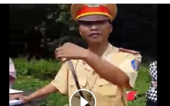 Trạm trưởng CSGT Ngã Ba Thái Lan: Không có nhận tiền và xô đẩy người vi phạm