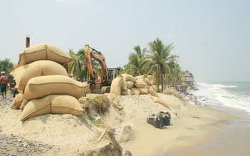 Sạt lở bờ biển Hội An là do suy giảm bùn cát từ thượng lưu