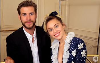 Miley Cyrus nhí nhảnh dự sự kiện bên Liam Hemsworth