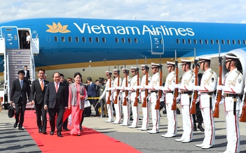 Thủ tướng Nguyễn Xuân Phúc tới Tokyo, bắt đầu thăm chính thức Nhật Bản