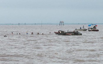 Một ngư dân mất tích khi làm việc tại bãi ngao