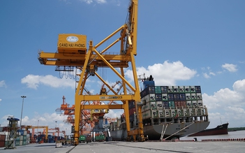 Đề xuất tăng giá dịch vụ cảng biển