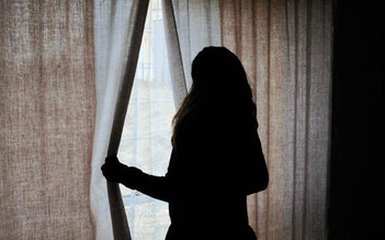 Bé gái 15 tuổi bị ép bán dâm và 4 ngày trong 'động quỷ'