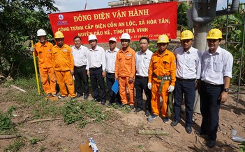 'Ốc đảo' cuối cùng ở Trà Vinh hòa điện lưới quốc gia