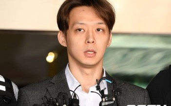 Park Yoo Chun lại bị chỉ trích sau scandal ma túy