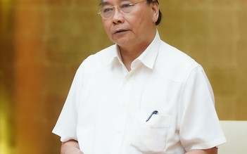 Mở lại các dịch vụ không thiết yếu, tập trung phục hồi kinh tế