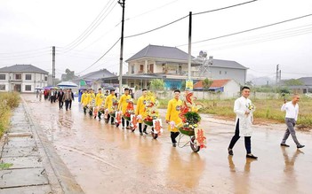 Cư dân mạng quan tâm: Dàn 'siêu xe' chở sính lễ' đốn tim' dân mạng