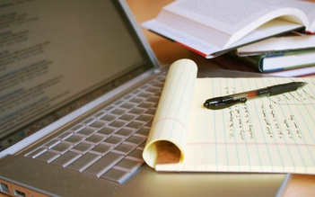 Phần mềm tóm tắt văn bản thành một câu