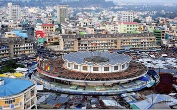 Bất an ở chợ Đầm