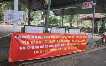 Bãi xe công viên Hoàng Văn Thụ ngừng hoạt động nhiều tháng, người dân 'than ngắn thở dài'