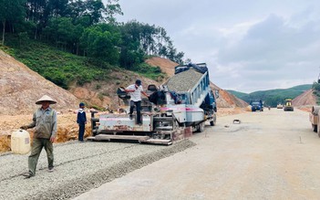 Khơi thông 'xương sống' cao tốc Bắc - Nam: Doanh nghiệp lo càng làm càng lỗ