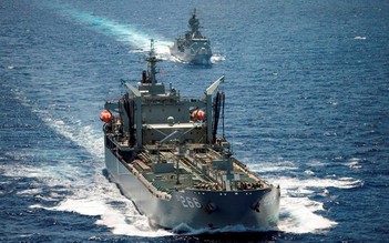 Hải quân Úc - Việt Nam trao đổi năng lực và kỹ năng kiểm soát 'tàu lạ'
