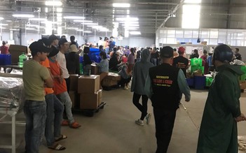 Đà Nẵng: Vận động công nhân ngừng ngăn chặn xe hàng rời nhà máy