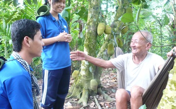 Cảm thương nghĩa tình miền Tây từ những ngày hè xanh