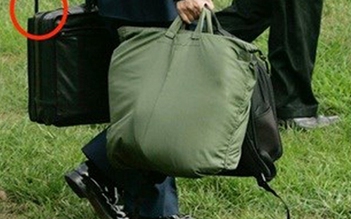 Chiếc cặp bí mật của các tổng thống Mỹ có gì?