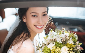 Á hậu Vân Quỳnh diện váy 400 triệu đồng trong ngày cưới