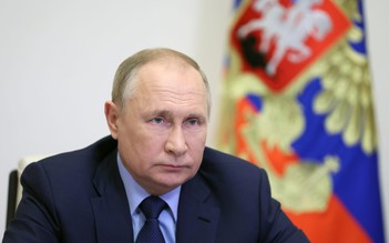 Ông Putin nói phương Tây tự gây ra cuộc khủng hoảng người di cư ở Belarus