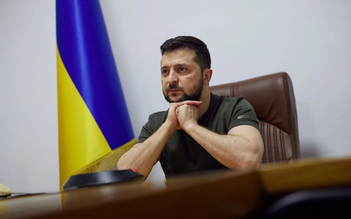 Ukraine sa thải 2 quan chức an ninh, đánh giá chiến sự khó khăn