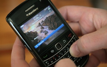 BlackBerry xác nhận từ bỏ tự sản xuất điện thoại