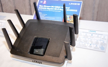 Router Wi-Fi có đến 8 ăng-ten tăng sóng kết nối