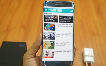 Cận cảnh màu sắc xanh coral mới trên Galaxy S7 edge
