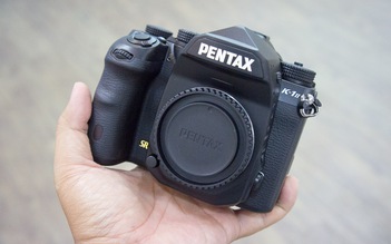 Pentax trình làng dòng máy ảnh Full-Frame thế hệ mới