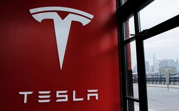Tesla kiện cựu nhân viên đánh cắp bí mật kinh doanh
