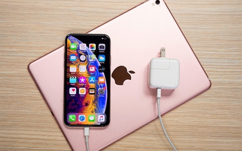 So kè tốc độ sạc iPhone Xs với Xs Max bằng các bộ sạc iPad và MacBook