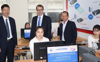 Ra mắt Socomec LAB chuyên về công nghệ thông tin cho sinh viên